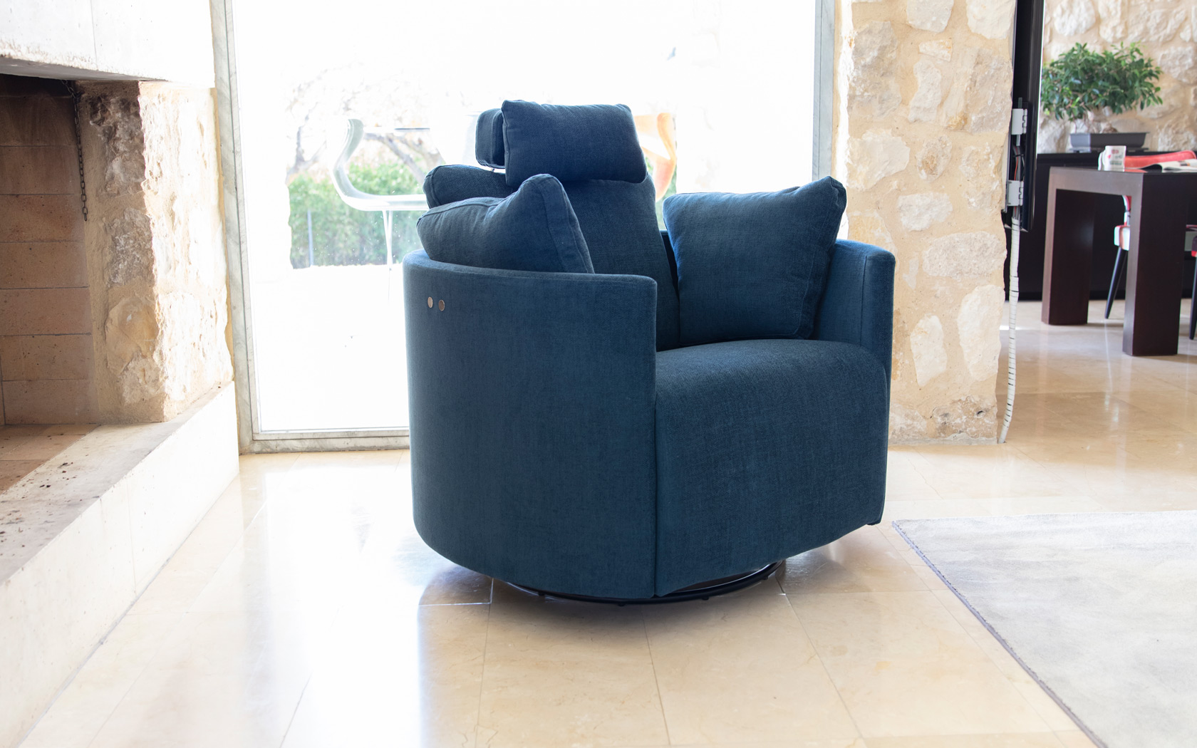 Moonrise Recliner Armchair by Fama ArchSaga Interior Design